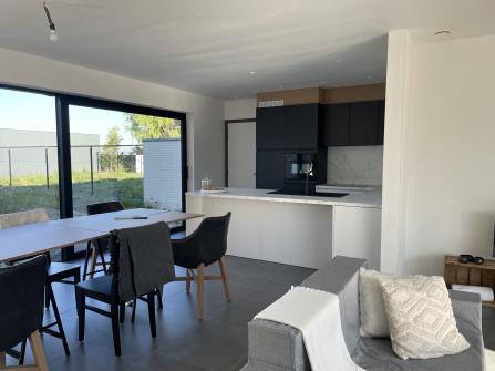 volledig ingerichte keuken 